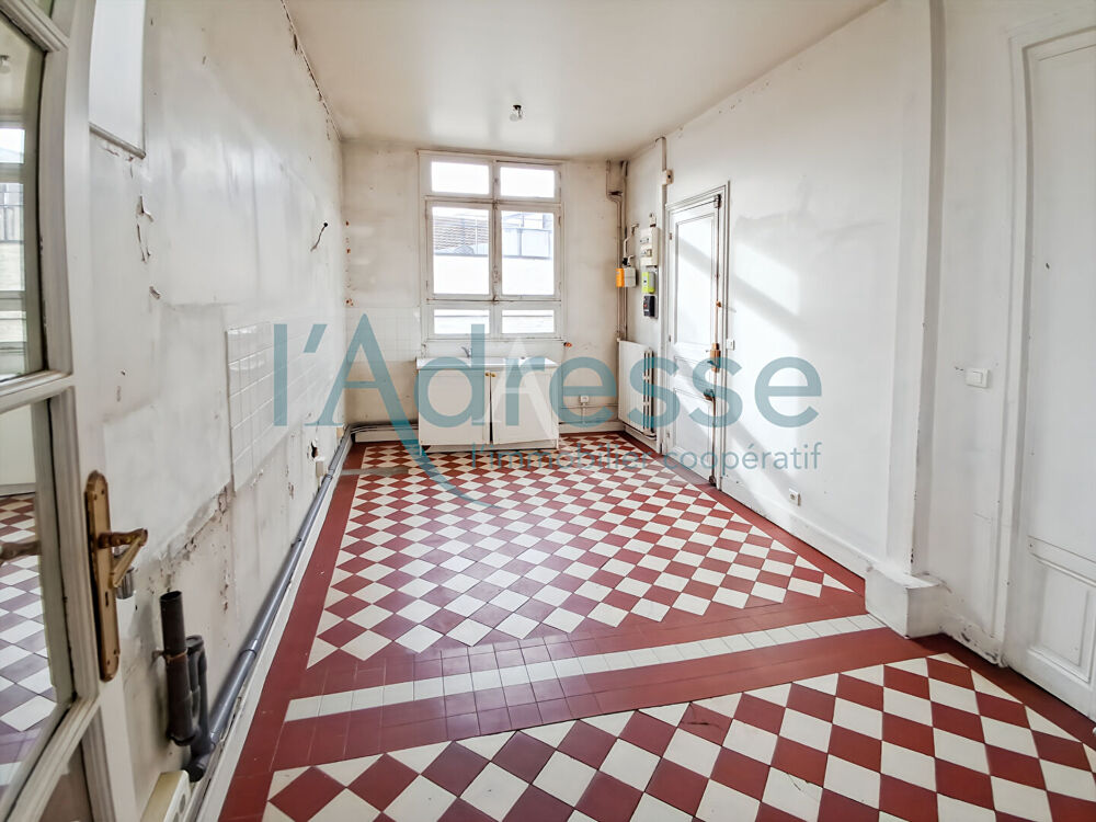 Vente Appartement PARIS 16 ème (Bd Exelmans) Vaste appartement + deux chambres de bonnes + cave + débarras Paris 16