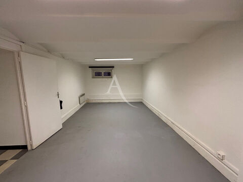 CANNES Entrep&ocirc;t / local Stockage / atelier /MURS - Cannes 99 m2 proche banane 144500 06400 Cannes