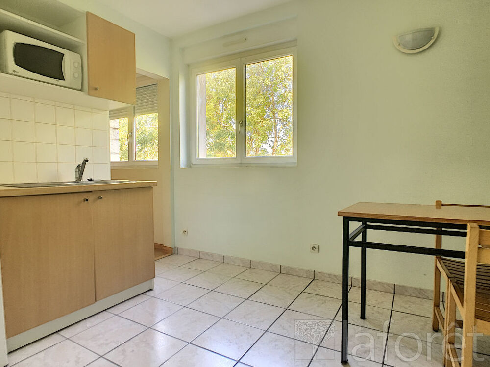Location Appartement APPARTEMENT MEUBLE CHALONS EN CHAMPAGNE - 1 pièce - 23.68 m² Chalons en champagne