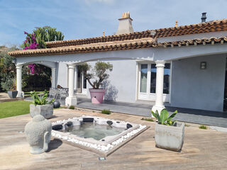  Maison à vendre 8 pièces 301 m²