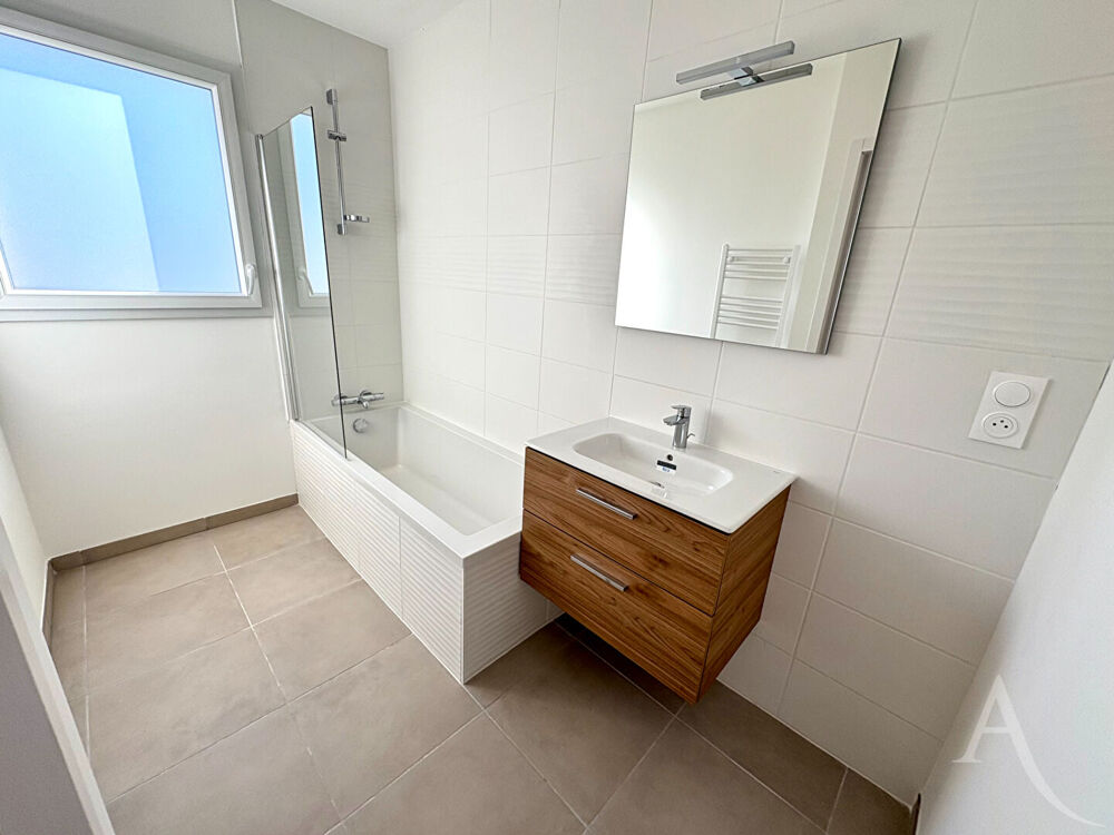 Vente Maison Maison Montaigu 5 pi�ces Montaigu vendee