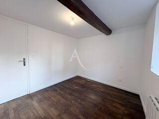 Location Maison Maison de ville T2 - 32 m2 - Laval AVEC GARAGE Laval