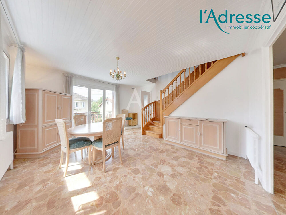 Vente Maison Maison  indépendante:  170 m² Champs sur marne