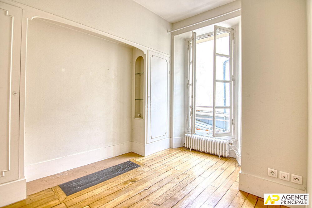 � vendre  Appartement Versailles (78000)