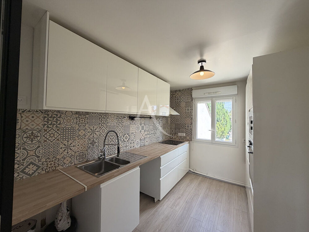 Appartement Drancy 3 pièce(s) Duplex 58.98 m2