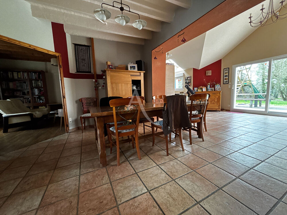 Longère 192 m² DERVAL
