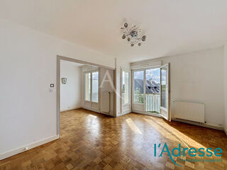  Appartement à louer 3 pièces 