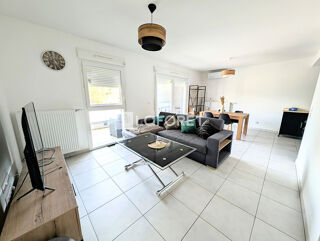  Appartement à louer 2 pièces 51 m²