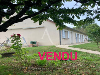  Maison  vendre 9 pices 140 m