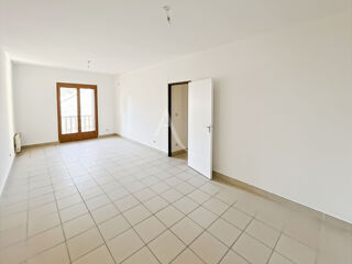  Immeuble � vendre 13 pi�ces 275 m�