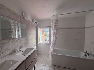  Appartement à louer 2 pièces 36 m²