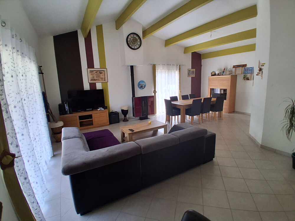 Maison 7 pièce(s) 5 chambres de 156M2 avec garage pour grand camping car