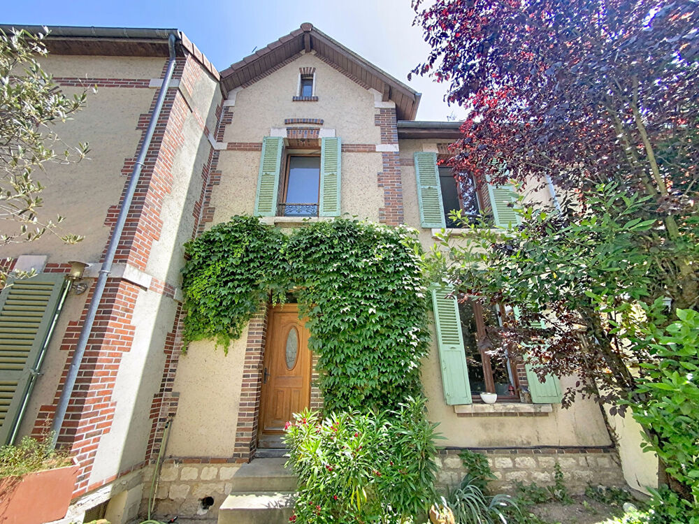 Maison Auxerre 6 pièces, 4 chambres, 137.29 m², rive droite