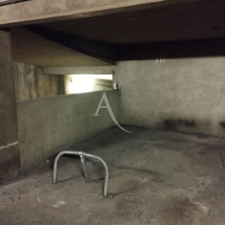  Parking / Garage � vendre 
