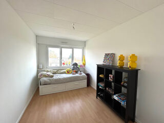  Appartement � vendre 4 pi�ces 82 m�