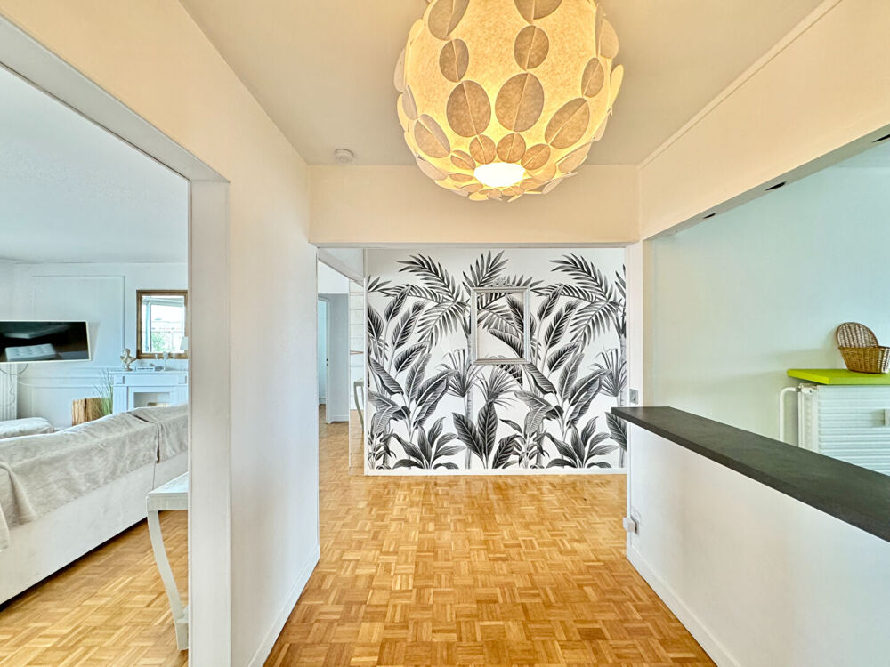 Location Appartement TYPE 5, REIMS - COURCELLES Reims