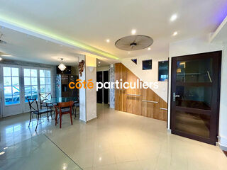  Maison � vendre 9 pi�ces 165 m�