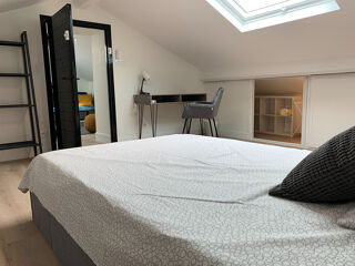  Appartement � louer 8 pi�ces 154 m� Lyon