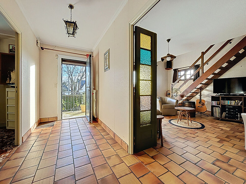 Vente Maison MELLAC - Maison familiale, 120m², 4 chambres, sous sol complet 90m², grenier 30m² Mellac