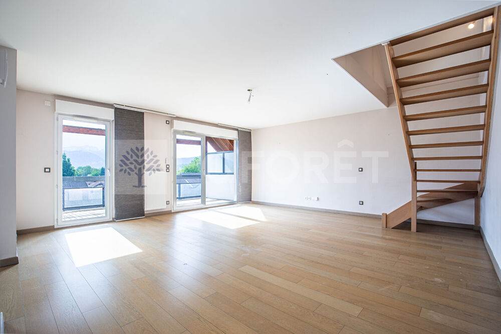 AGENCE IMMOBILIERE LAFORET - CO-EXCLUSIVITE - "MUSCARI" - POISY - APPARTEMENT DUPLEX T3 de 114,66m² - TERRASSE 12,35m² - CAVE -