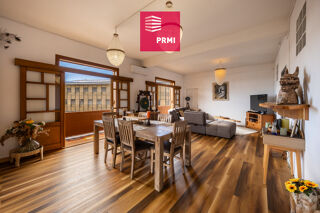  Immeuble à vendre 6 pièces 