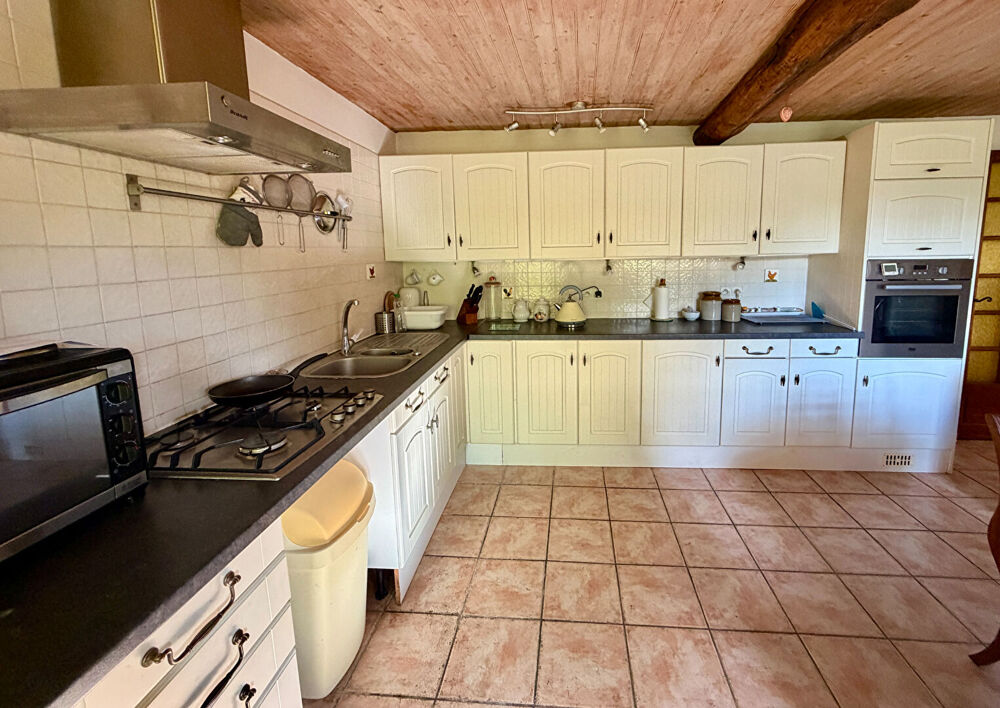 Vente Maison Belle Charentaise,  4 chambres, à 4 km de Aunlay-de Saintonge - au calme Saint mande sur bredoire