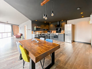  Immeuble � vendre 6 pi�ces 202 m�