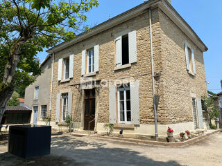  Maison  vendre 9 pices 200 m