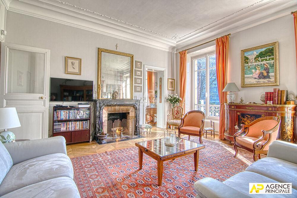 à vendre  Appartement Versailles (78000)