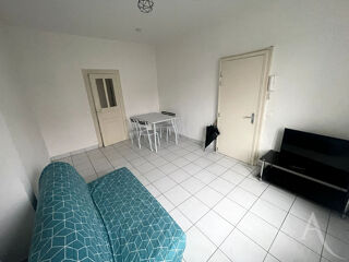 Appartement à louer 1 pièce 22 m²