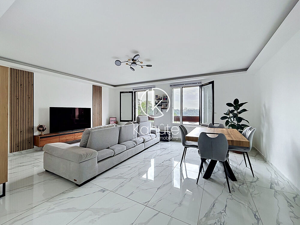 Vente Appartement Idéalement situé, Appartement refait à neuf, en duplex au dernier étage, 107,48 m2, 5 pièces, 4 chambres - Lyon 9 - Quartier Sai Lyon 9