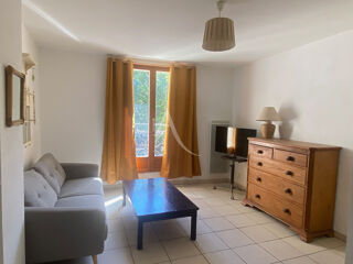  Appartement à louer 4 pièces 70 m²