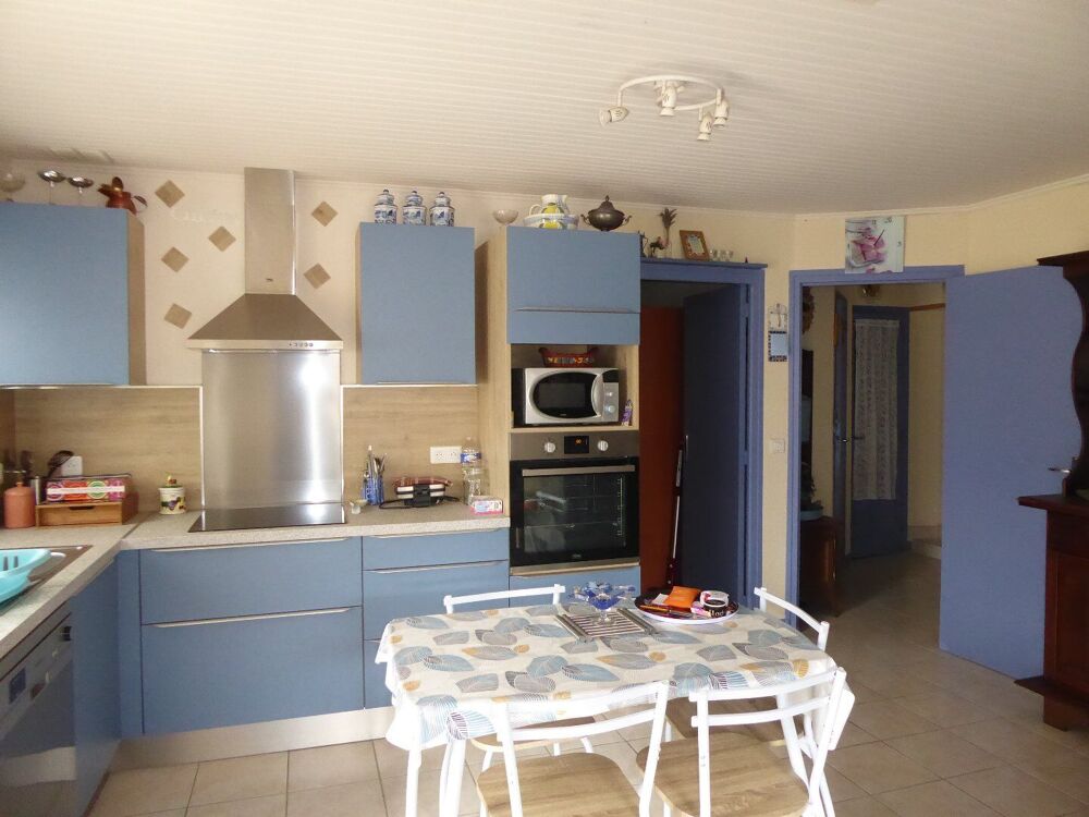 Immeuble Mixte avec Salon de Coiffure