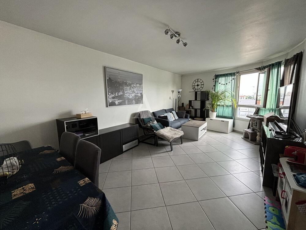 Appartement Le Bourget 3 pièce(s) 71.63 m2