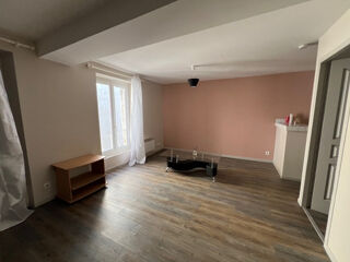 Appartement à louer 1 pièce 28 m²