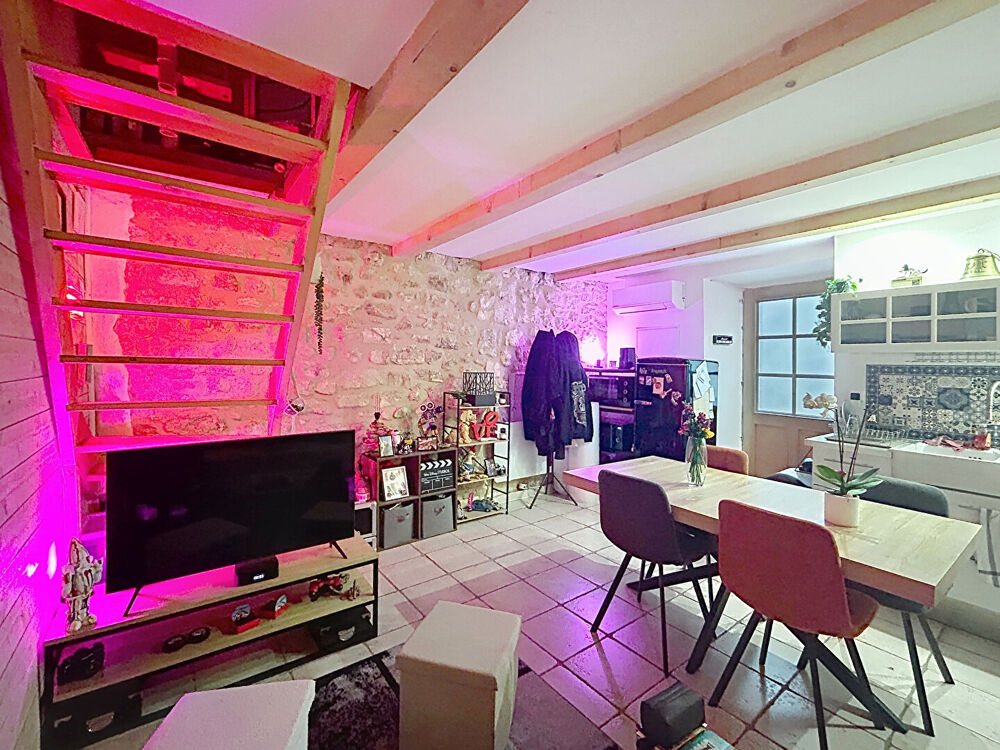 ST CANNAT MAISON DE VILLAGE T2 BIS