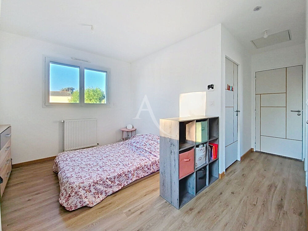 Vente Maison Maison de 2021 à NOYANT LA PLAINE Tuffalun