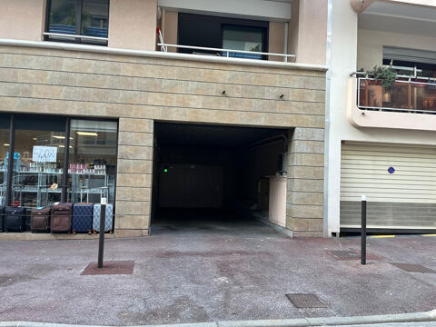  Parking / Garage � louer 12 m�