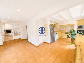  Maison à vendre 7 pièces 317 m²