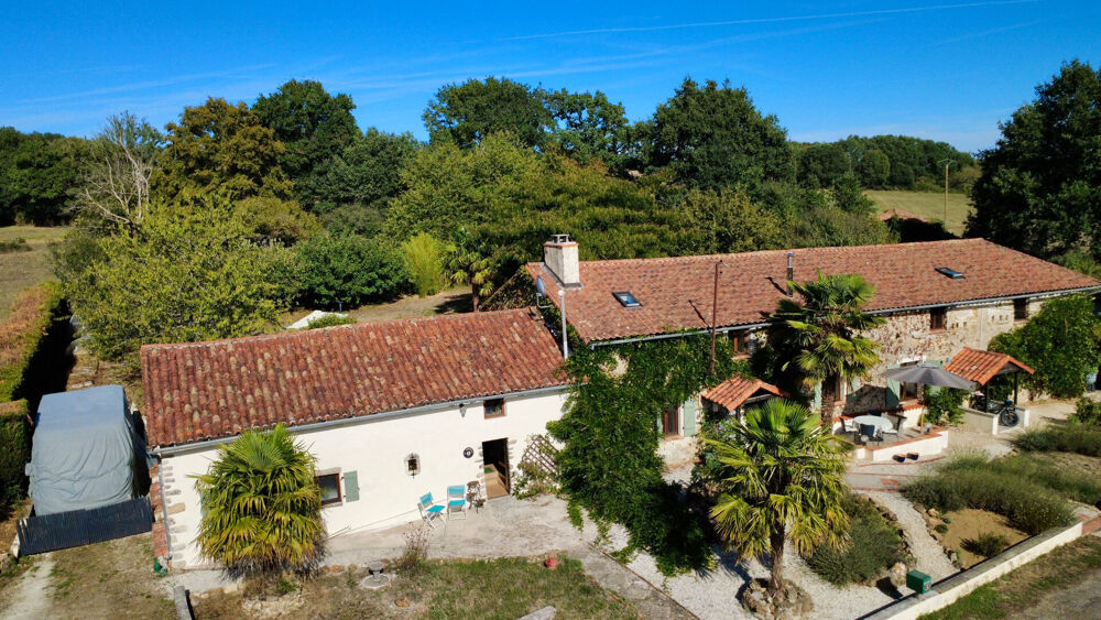 Maison Alloue 8 pièce(s) 278 m2