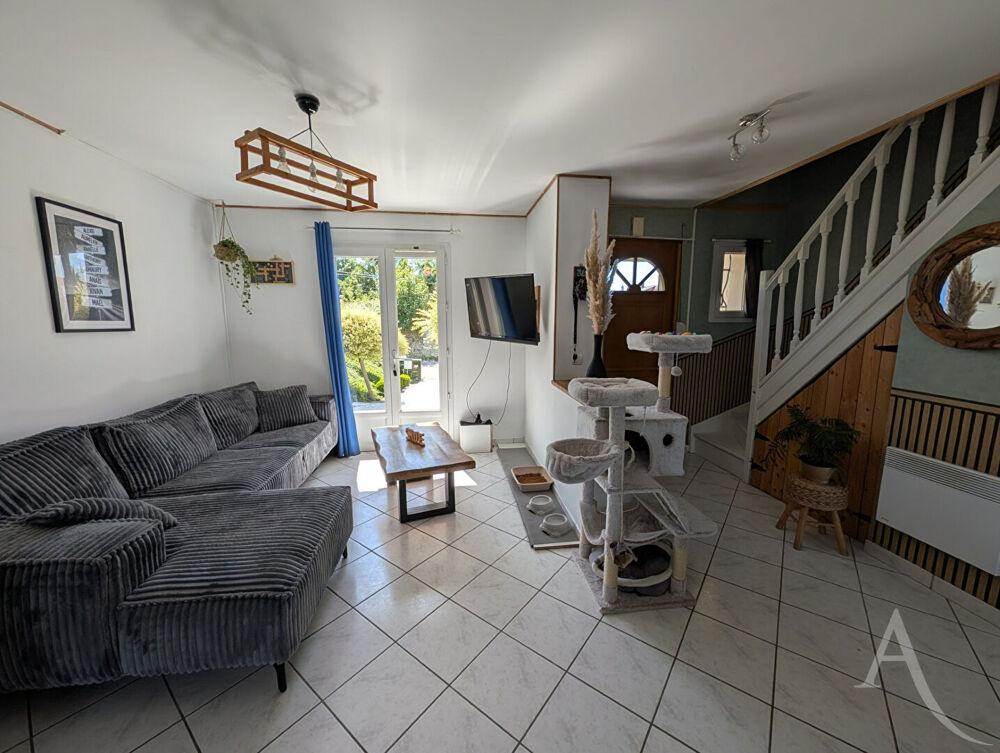 Maison individuelle - 8 pièces - 120m² - DELETTES