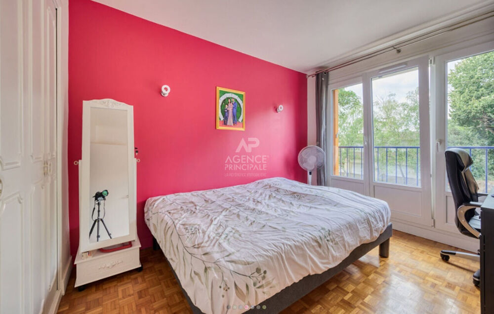Appartement 3 pièce(s) 60 m2 - Saint Germain En Laye