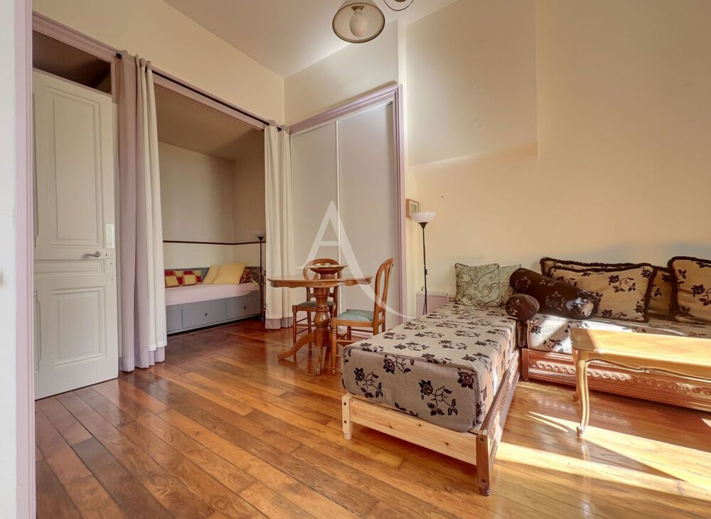 Appartement Lyon Studio T1bis de 36 m2 avec cour privative de 30m²