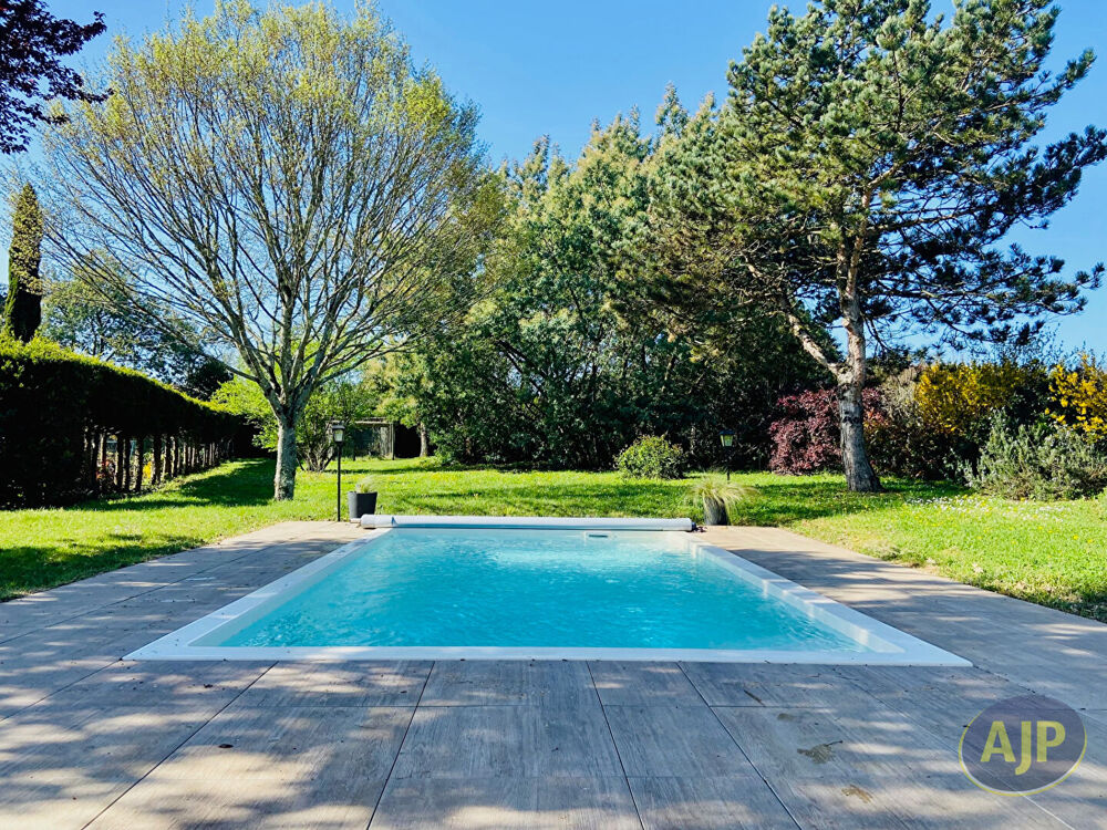 Maison d'architecte T4 sur 2700m2 de terrain !