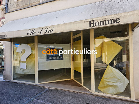 Local commercial 159m&sup2; 131990 89100 Sens