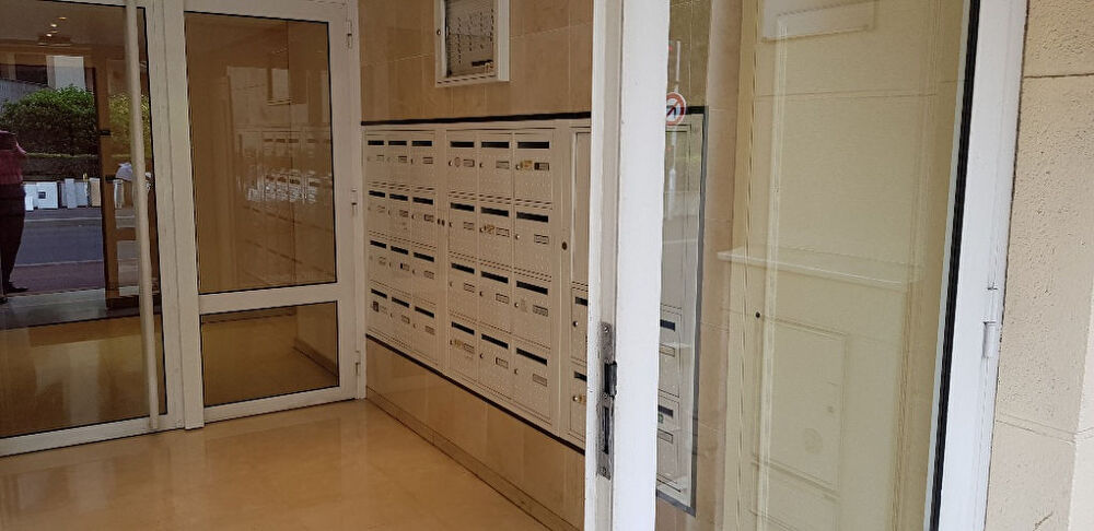Location Appartement Appartement L'Hay Les Roses Studio avec coin nuit L hay les roses