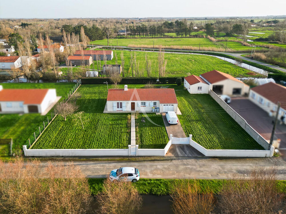 Maison 3 pièces 87 m² · à Le Perrier · 87 m² · 232 400 €