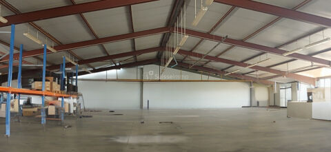 Local de 620 m&sup2; dans terrain clos ? Acc&egrave;s poids lourds ? Haute-Sa&ocirc;ne 256000 70300 Froideconche