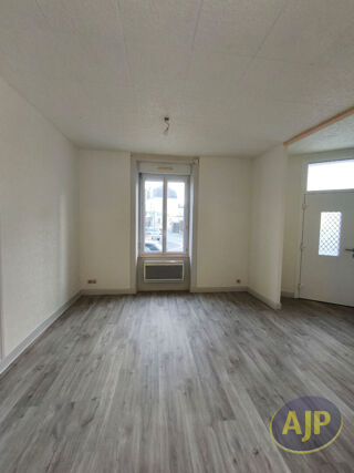  Appartement à louer 2 pièces 40 m²