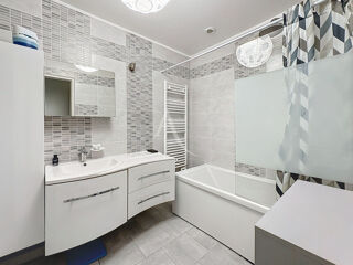  Maison � vendre 8 pi�ces 225 m�